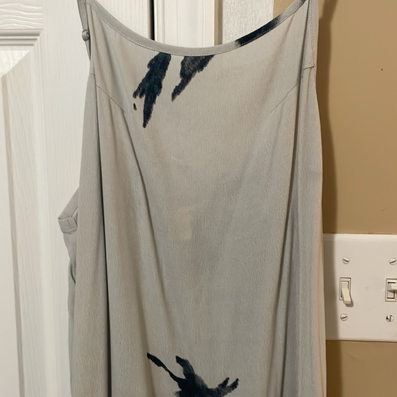 Grade and gather dress - Picture 2 of 3